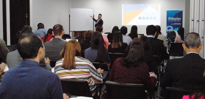 MIDEPLAN presentó la metodología de trabajo que debe seguir la institucionalidad estatal para elaborar el Plan Nacional de Desarrollo.