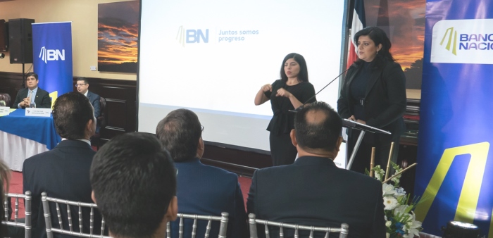 Pilar Garrido, comentó que esta iniciativa brinda nuevas oportunidades para las personas sobreendeudadas