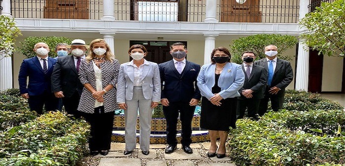 Costa Rica renueva cooperación con España