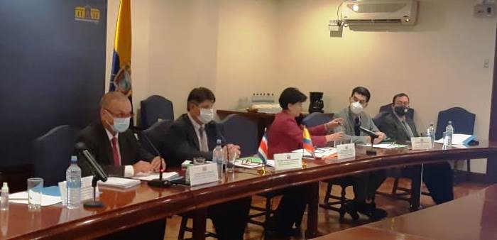 Representantes de CR reunidos en Cancillería