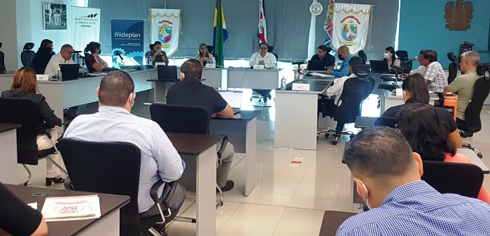 Ministra Laura Delgado en COREDES Pacífico Central