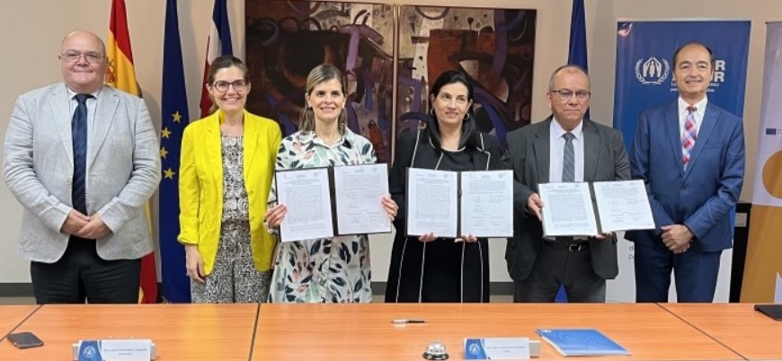 Personas solicitantes de refugio y refugiadas que viven en Costa Rica tendrán acceso a servicios de la CCSS