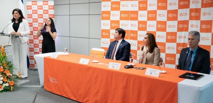 Ministra Pilar Garrido presenta plan de Salvamento